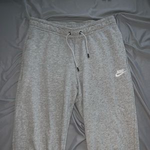 Nike Women’s Sweatpants